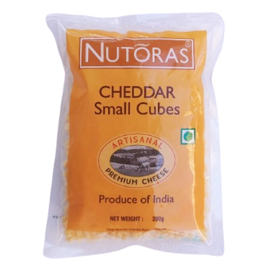 nutoras cheddar cheese small cubes 200g