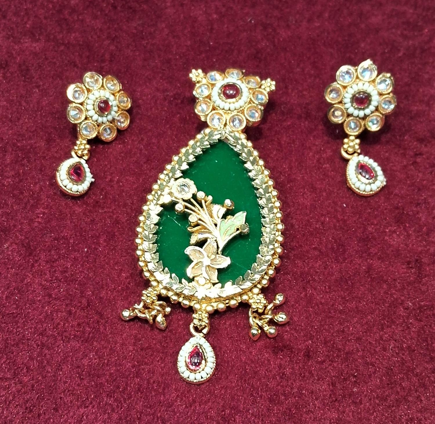 pendant set raj