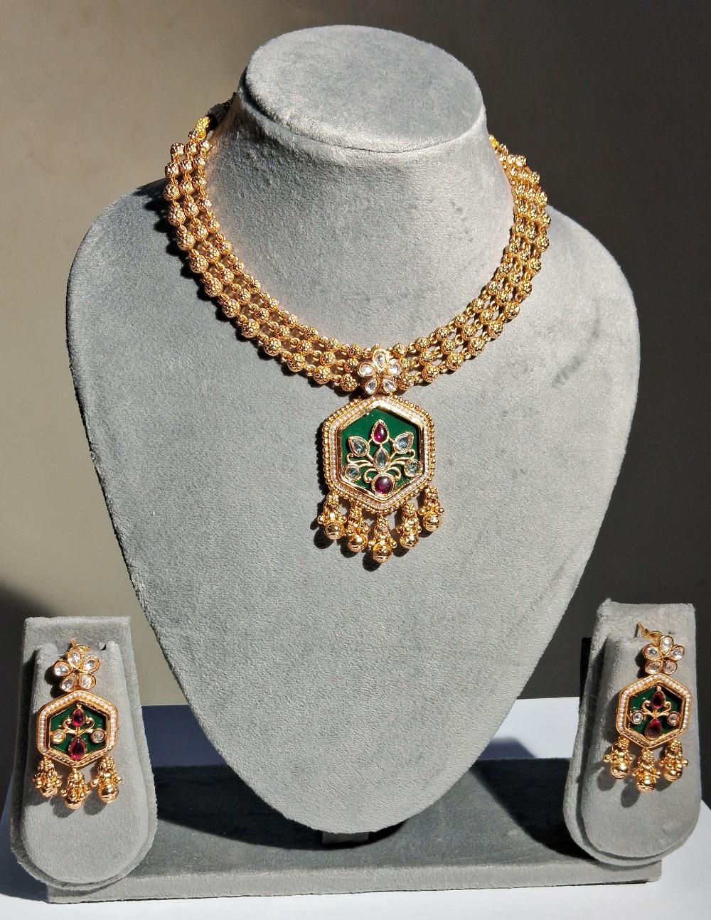 necklace raj