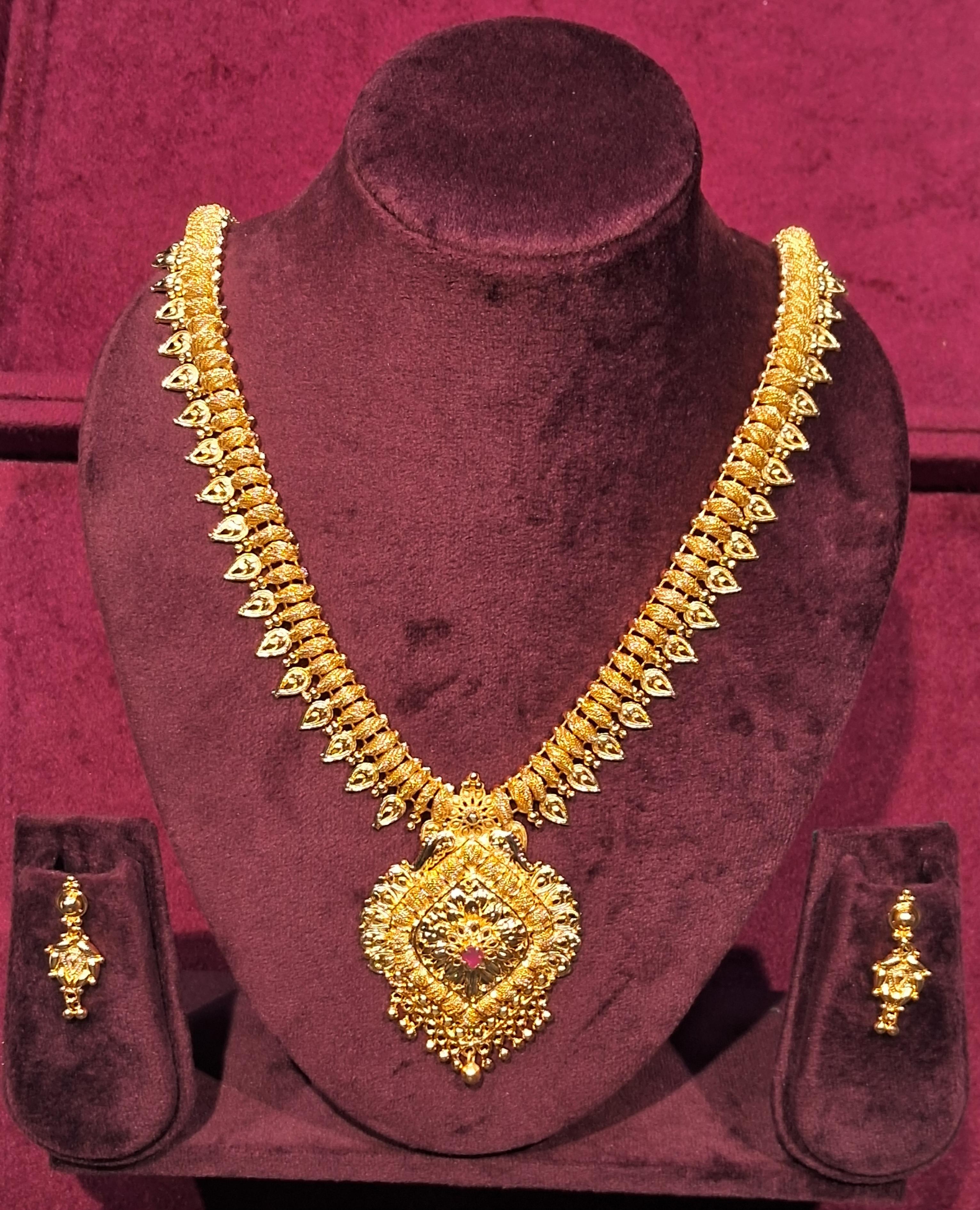 necklace gp