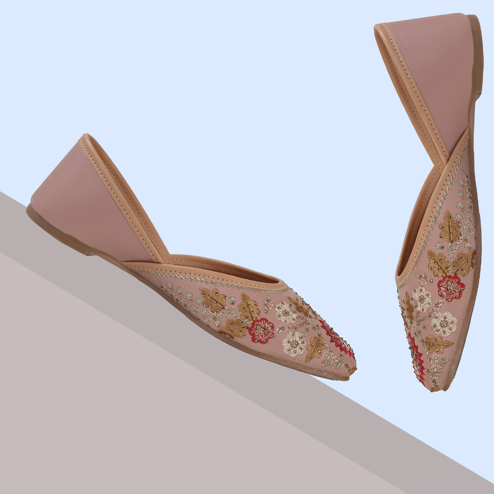 Trendy Women Handmade Embroidery Tradition Mojari 2025 at ShopCircuit | ONDC