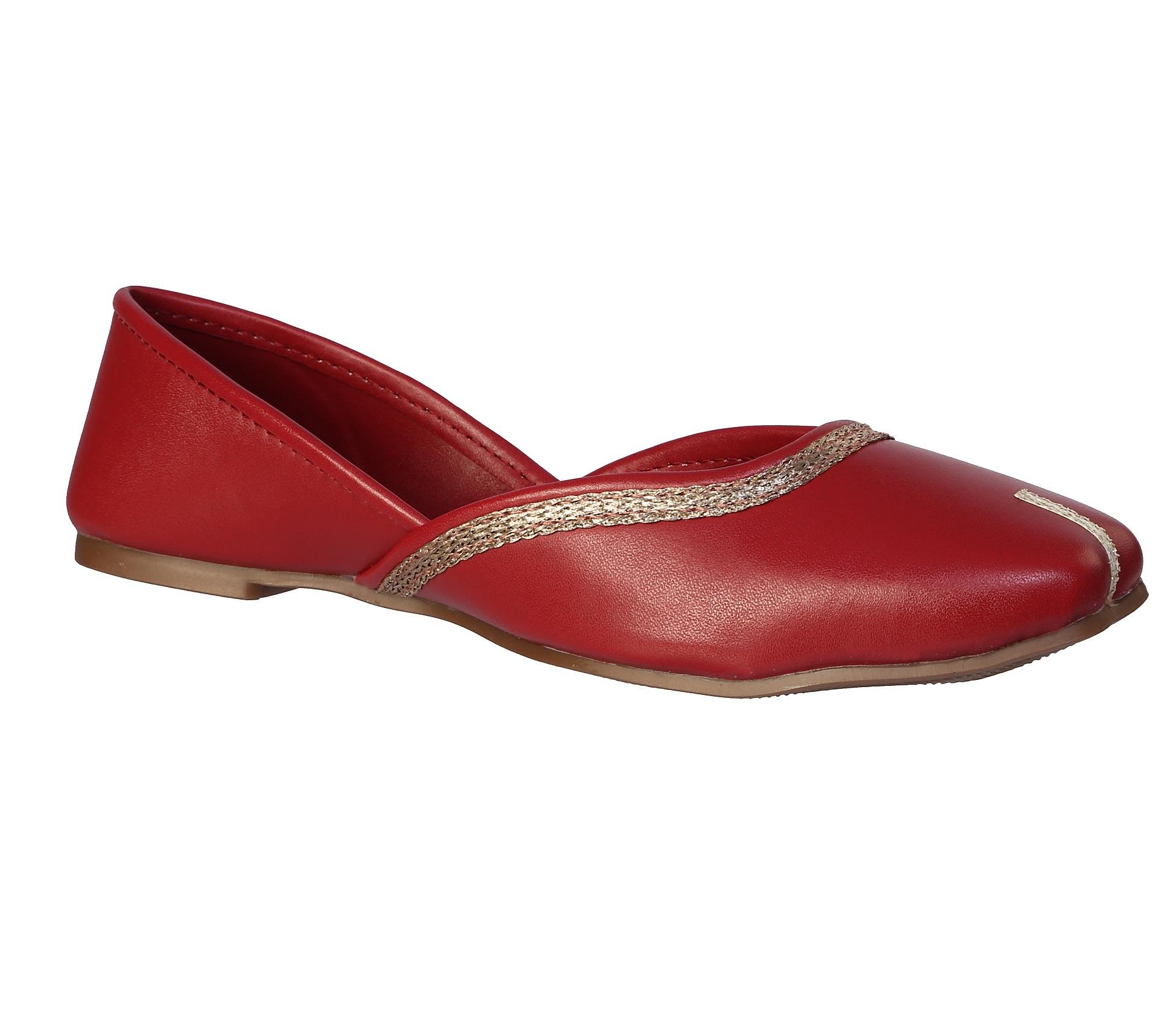 New Women Punjabi Traditional Ethnic Mojaris 2025 at ShopCircuit | ONDC