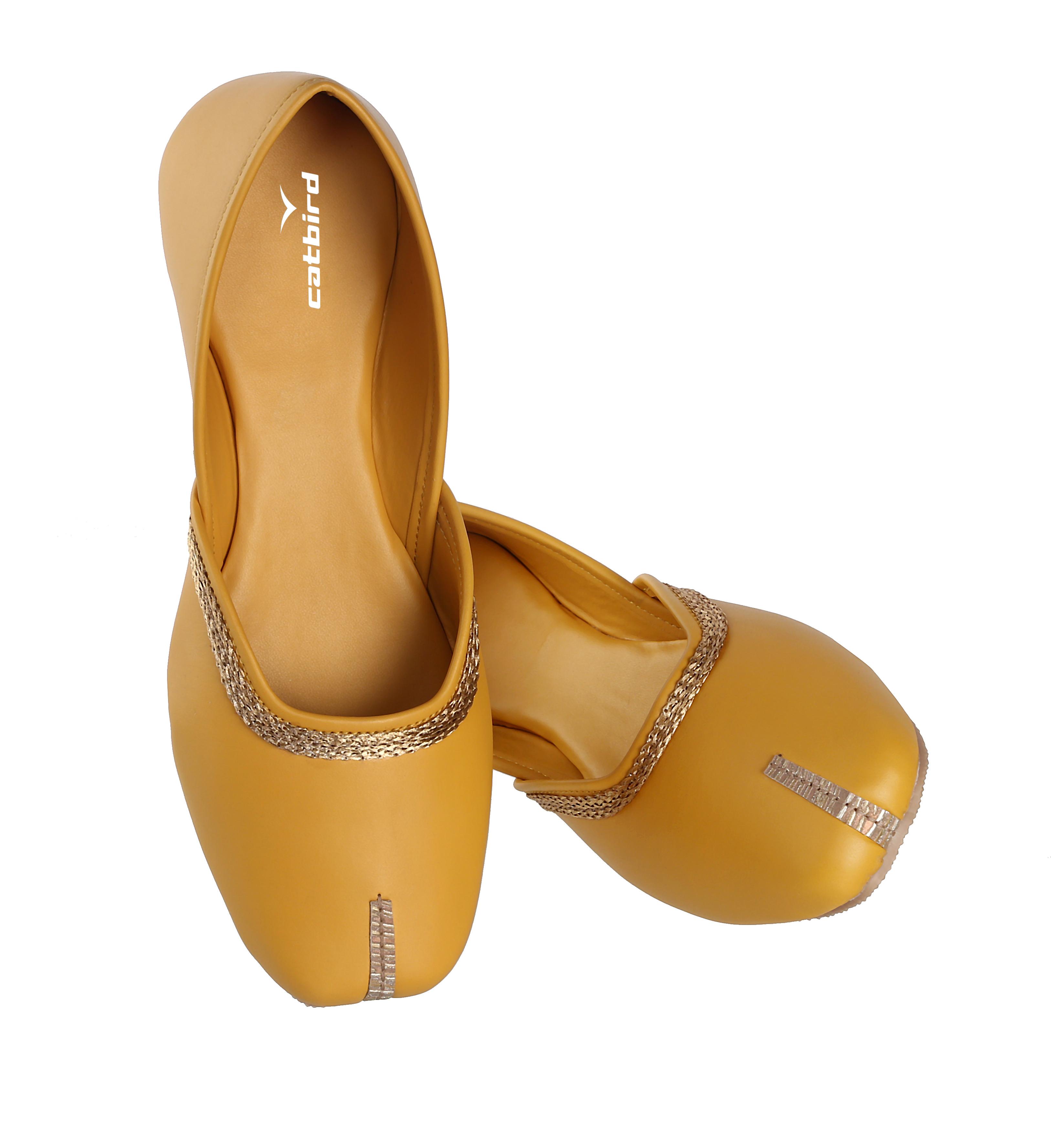 New Women Punjabi Traditional Ethnic Mojaris 2025 at ShopCircuit | ONDC