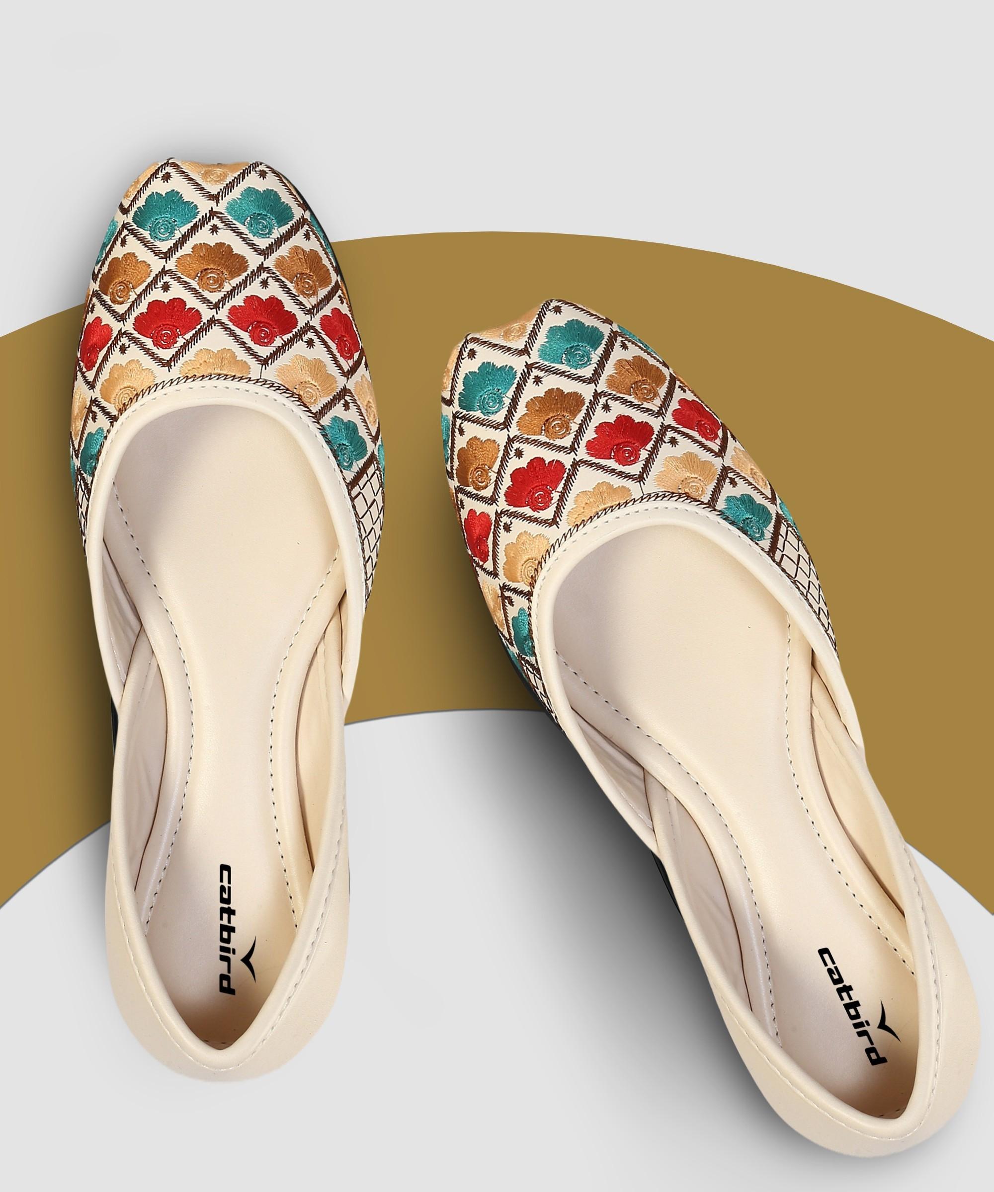 Affordable Women Women's Multi Thread Emboidery Jutti 2025 at ShopCircuit | ONDC