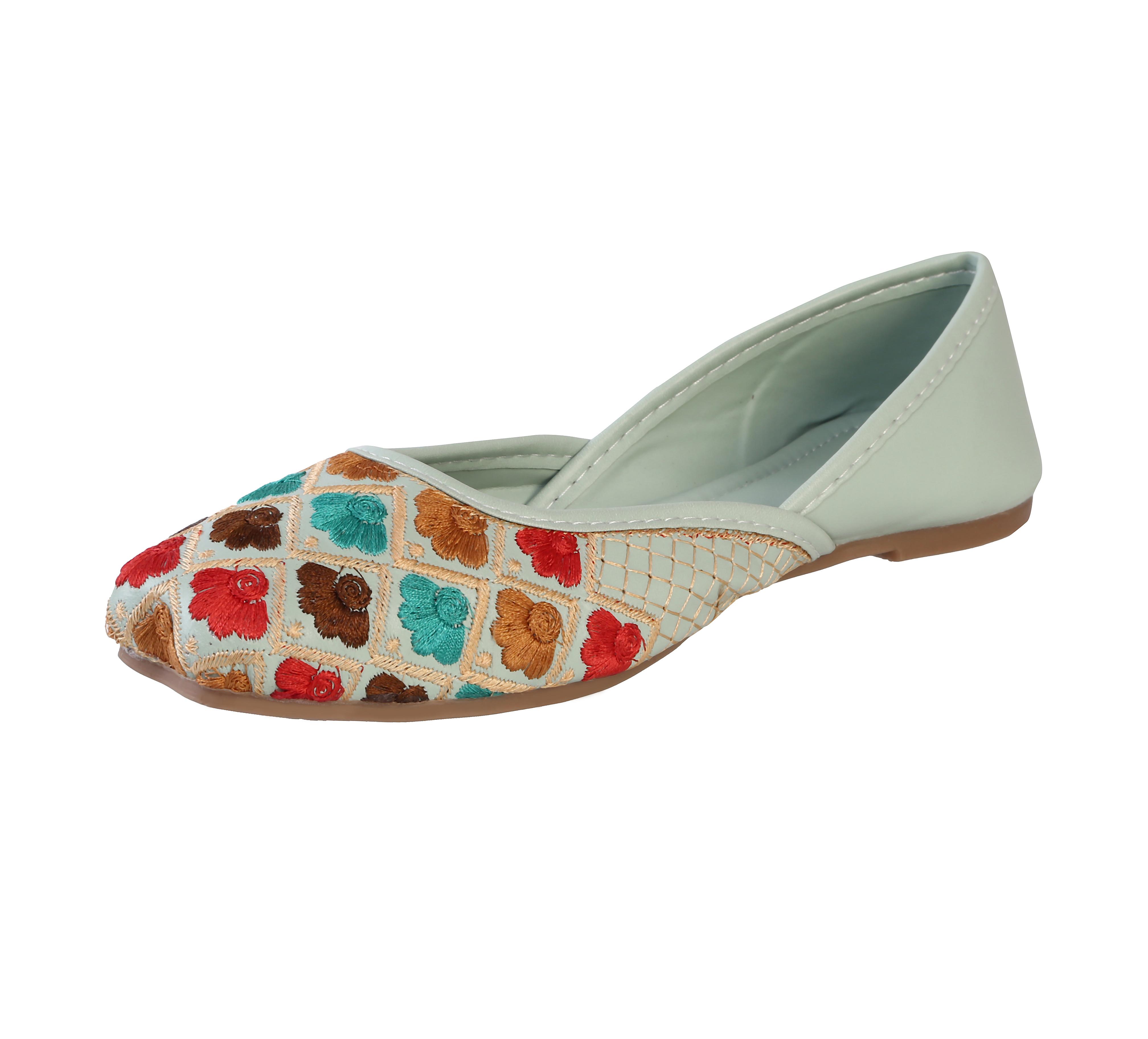Affordable Women Women's Multi Thread Emboidery Jutti 2025 at ShopCircuit | ONDC