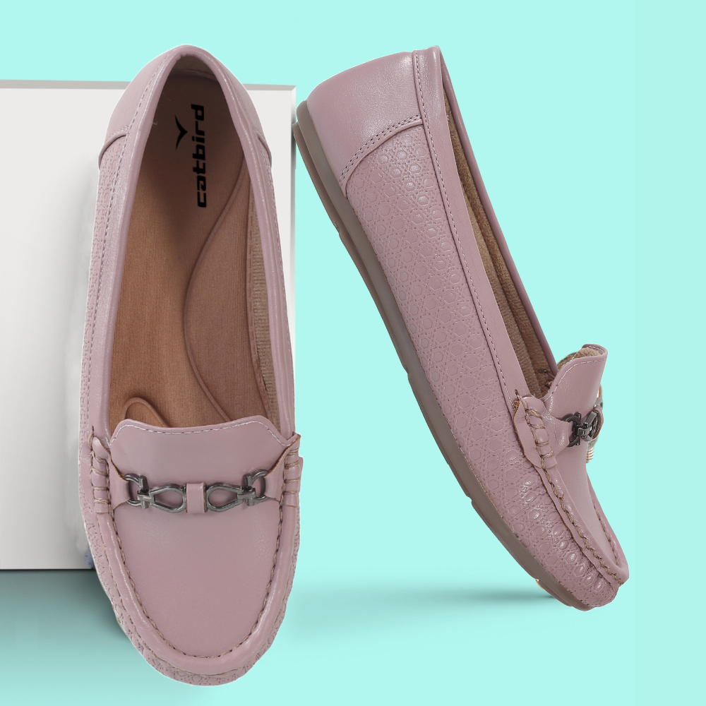 Elegant Women Flat Soft Comfortable Loafer 2025 at ShopCircuit | ONDC