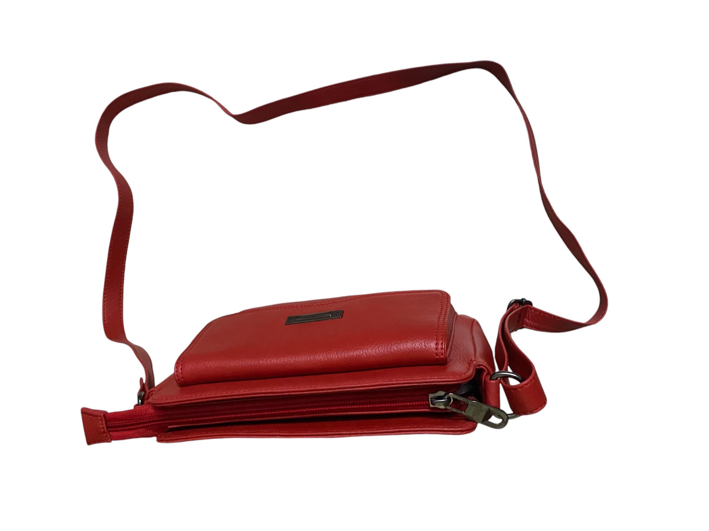 Elegant Women Leather sling bag for ladies 2025 at ShopCircuit | ONDC