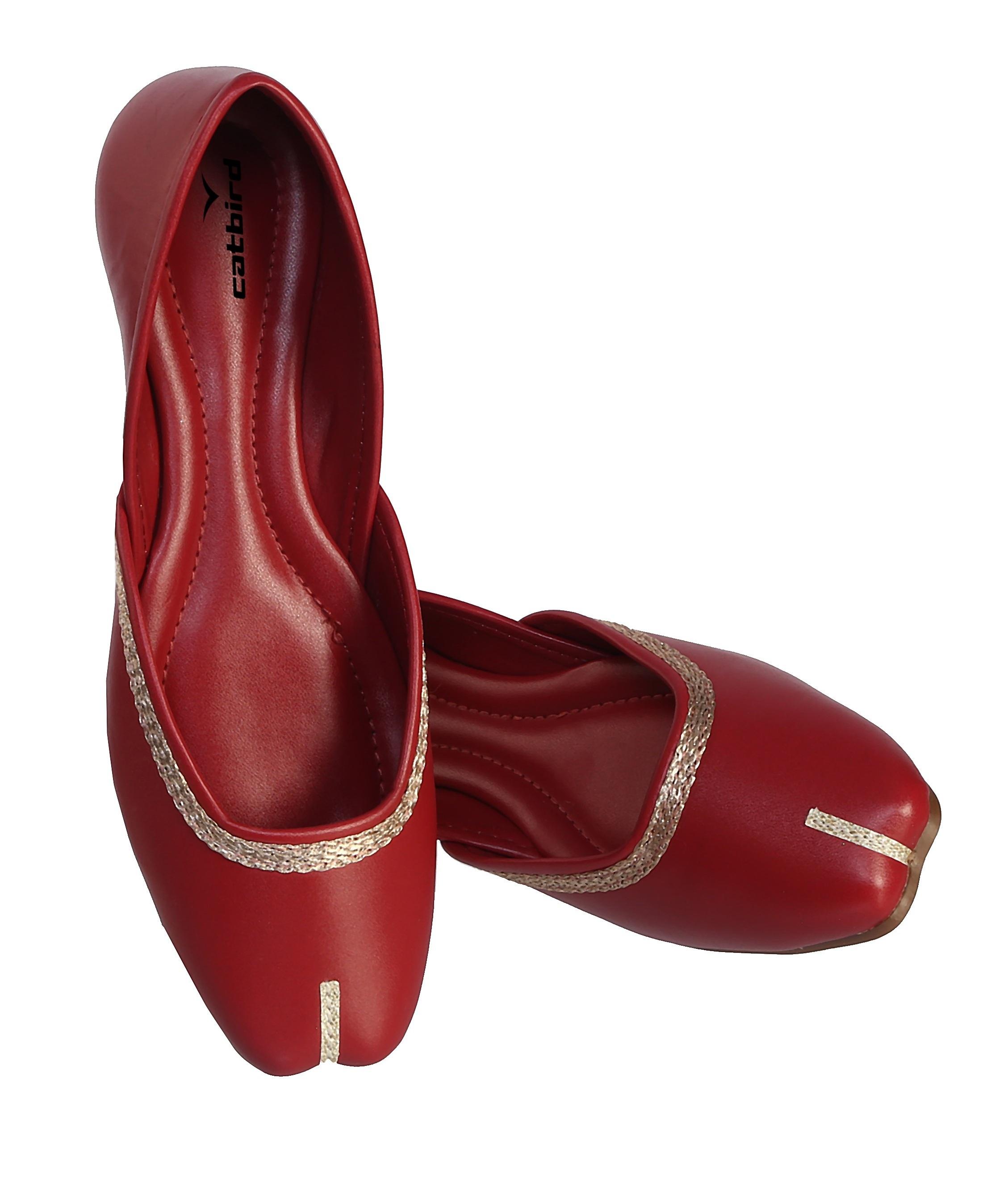 New Women Punjabi Traditional Ethnic Mojaris 2025 at ShopCircuit | ONDC