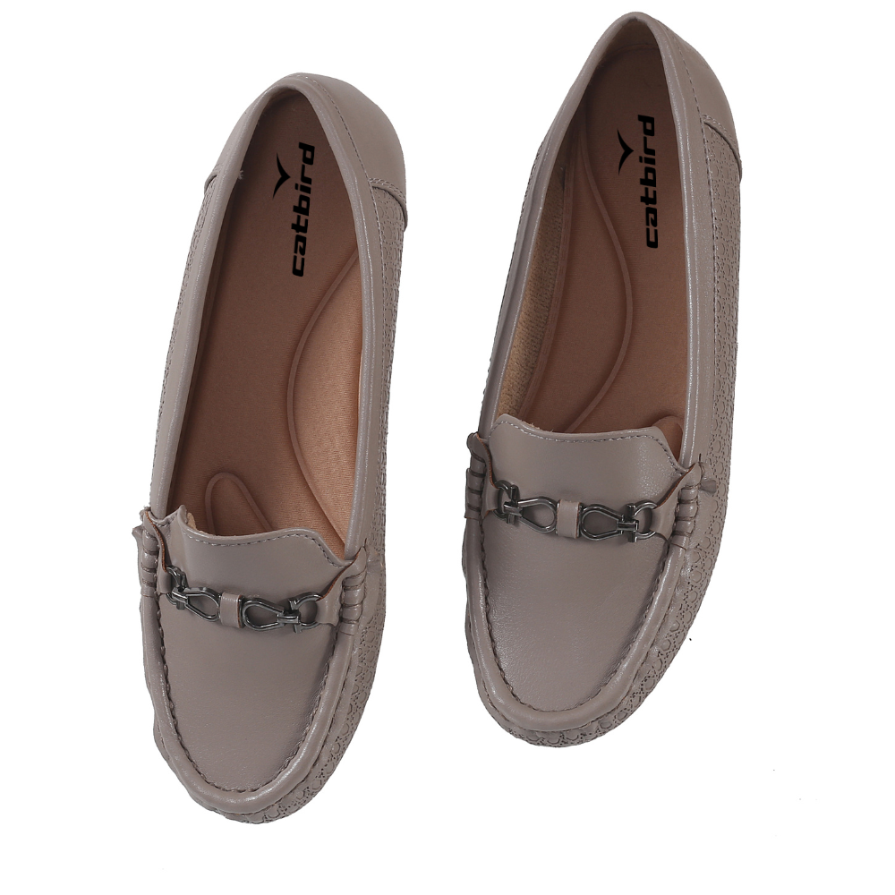 Elegant Women Flat Soft Comfortable Loafer 2025 at ShopCircuit | ONDC